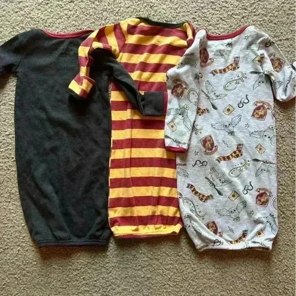 Harry Potter Newborn Sleeping Gowns 0-6Months - Picture 2 of 6